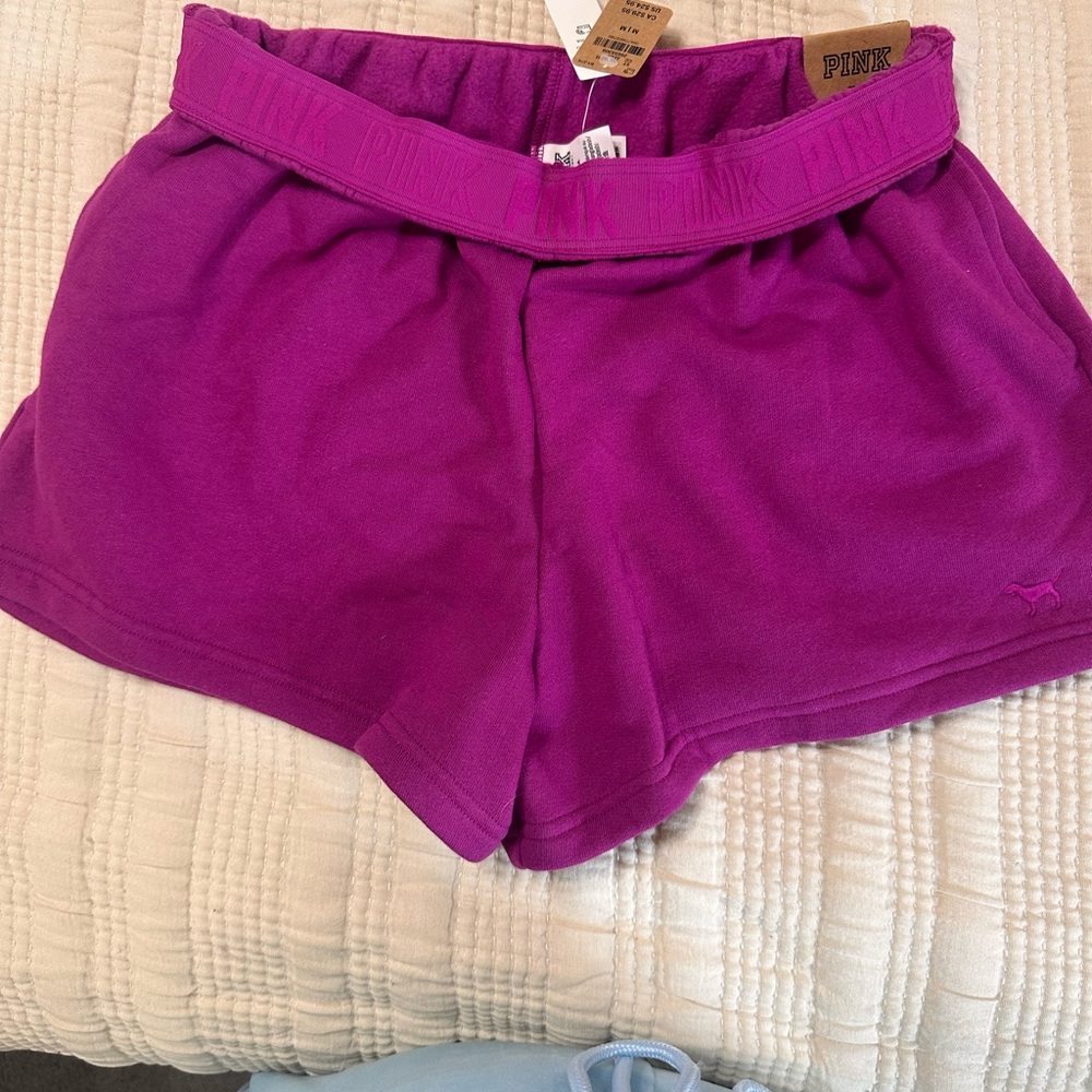 NWT PINK Victoria's Secret fold over Women's Shorts size medium